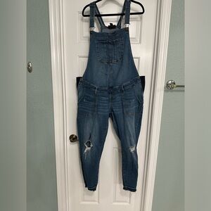 Plus size maternity overalls